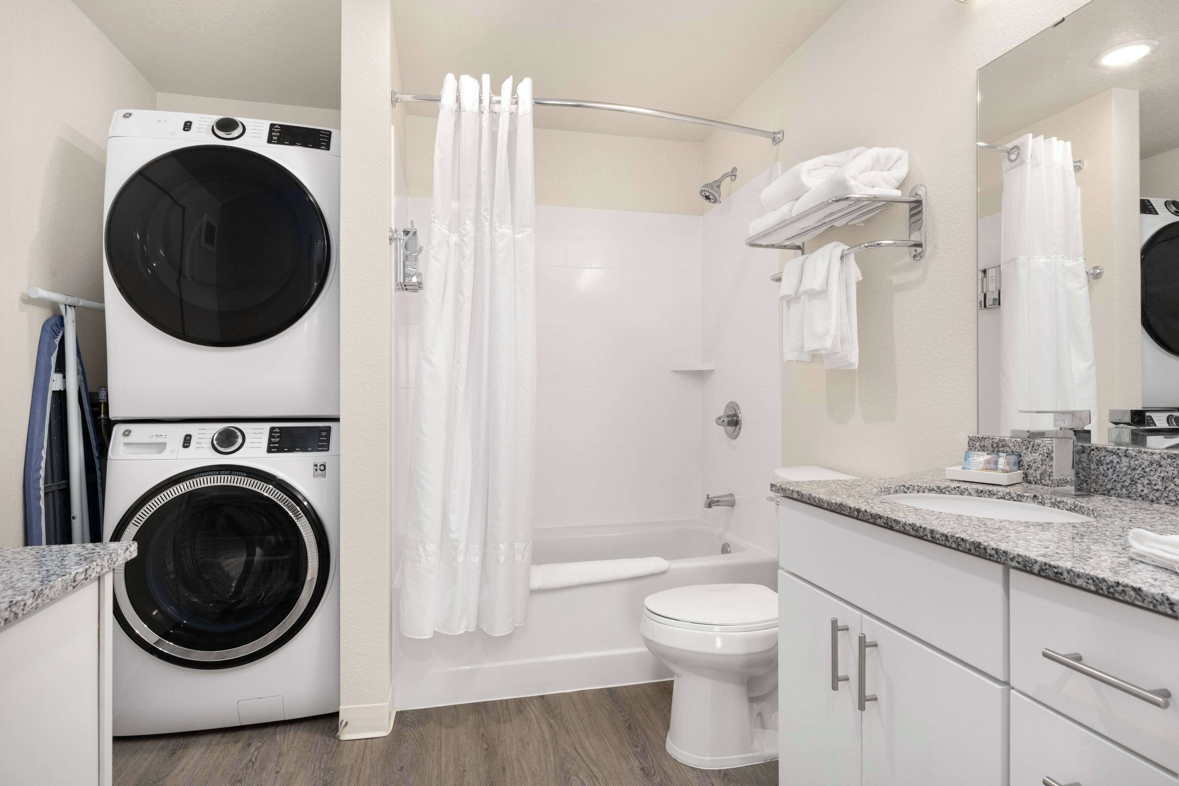 WaterWalk Extended Stay by Wyndham Minneapolis - Plymouth