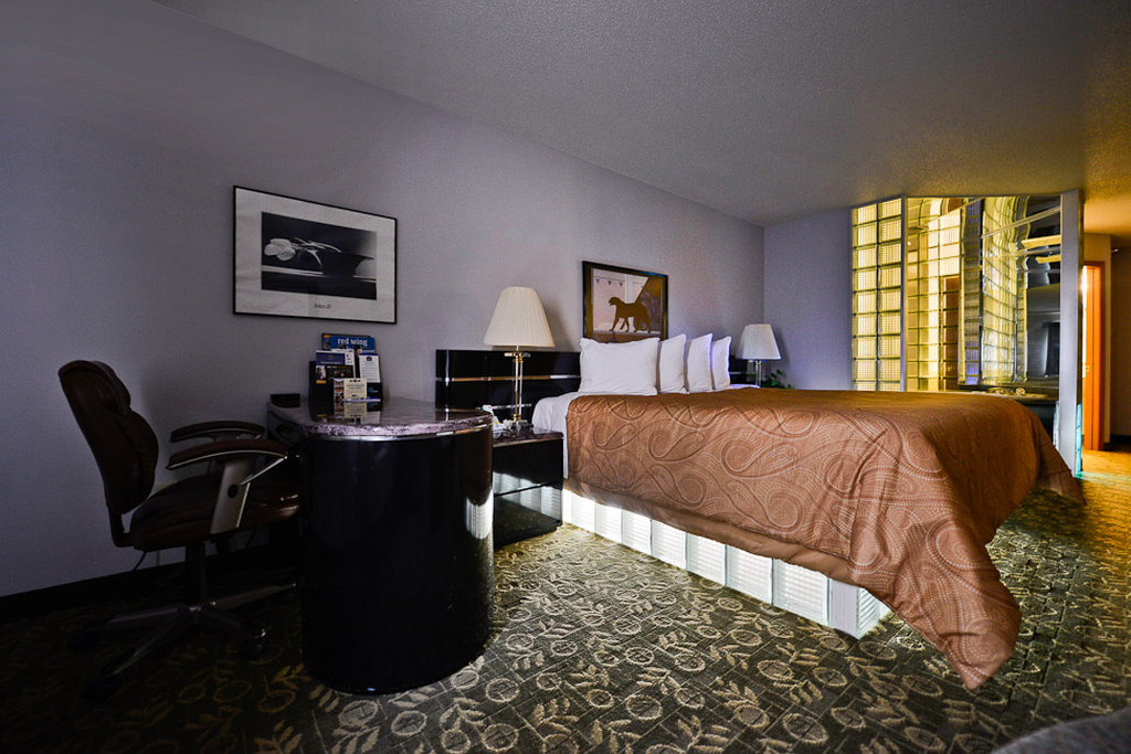 Quality Inn & Suites