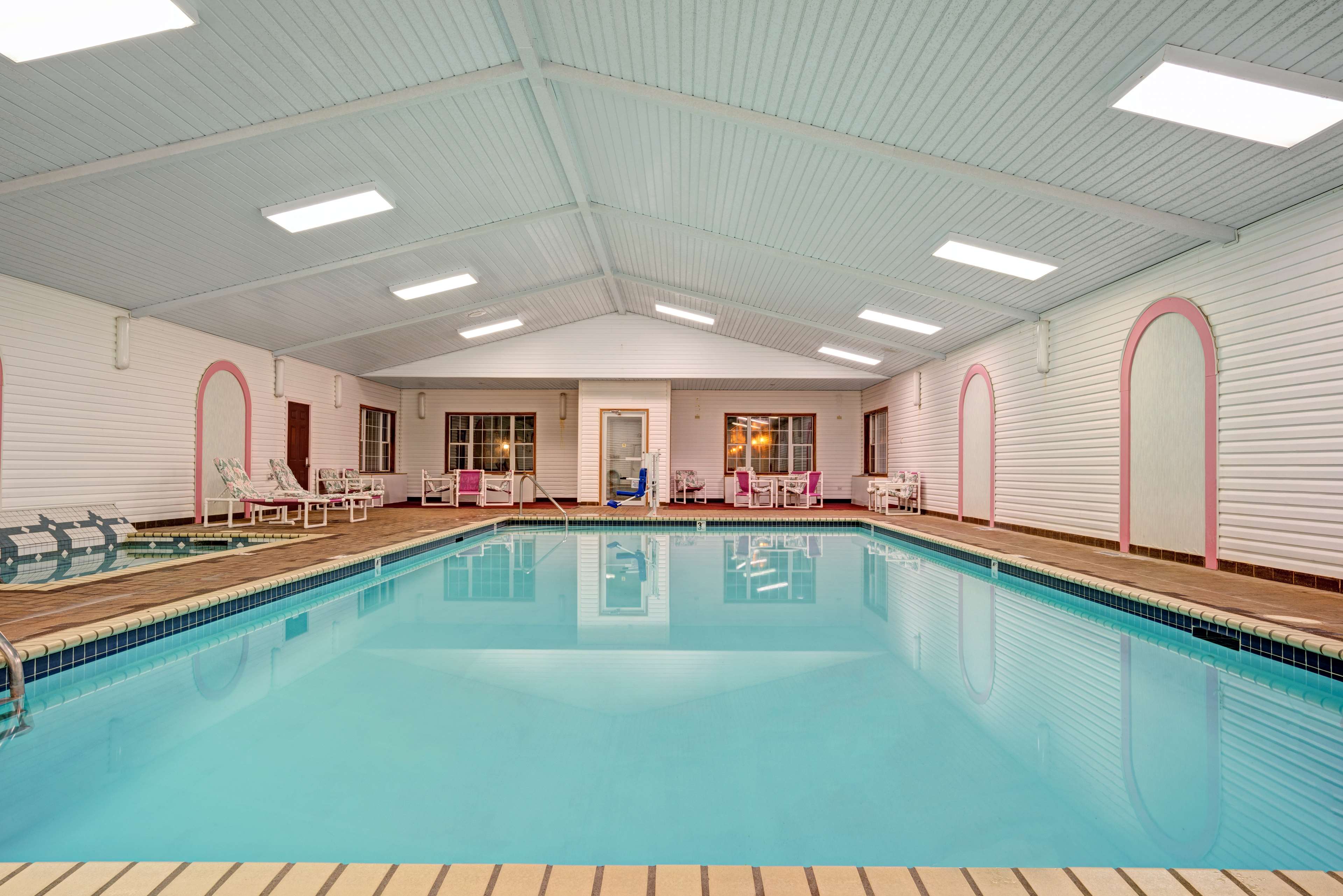 Days Inn by Wyndham Red Wing