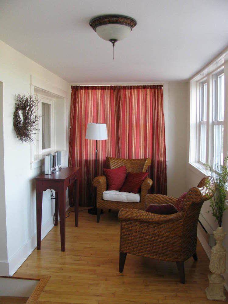 The Vintage Inn Bed & Breakfast