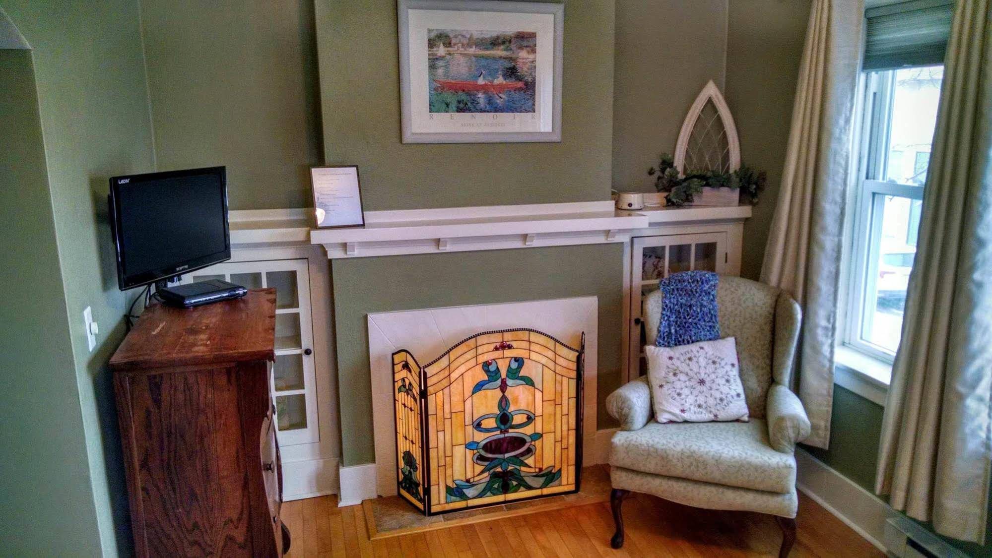 The Vintage Inn Bed & Breakfast