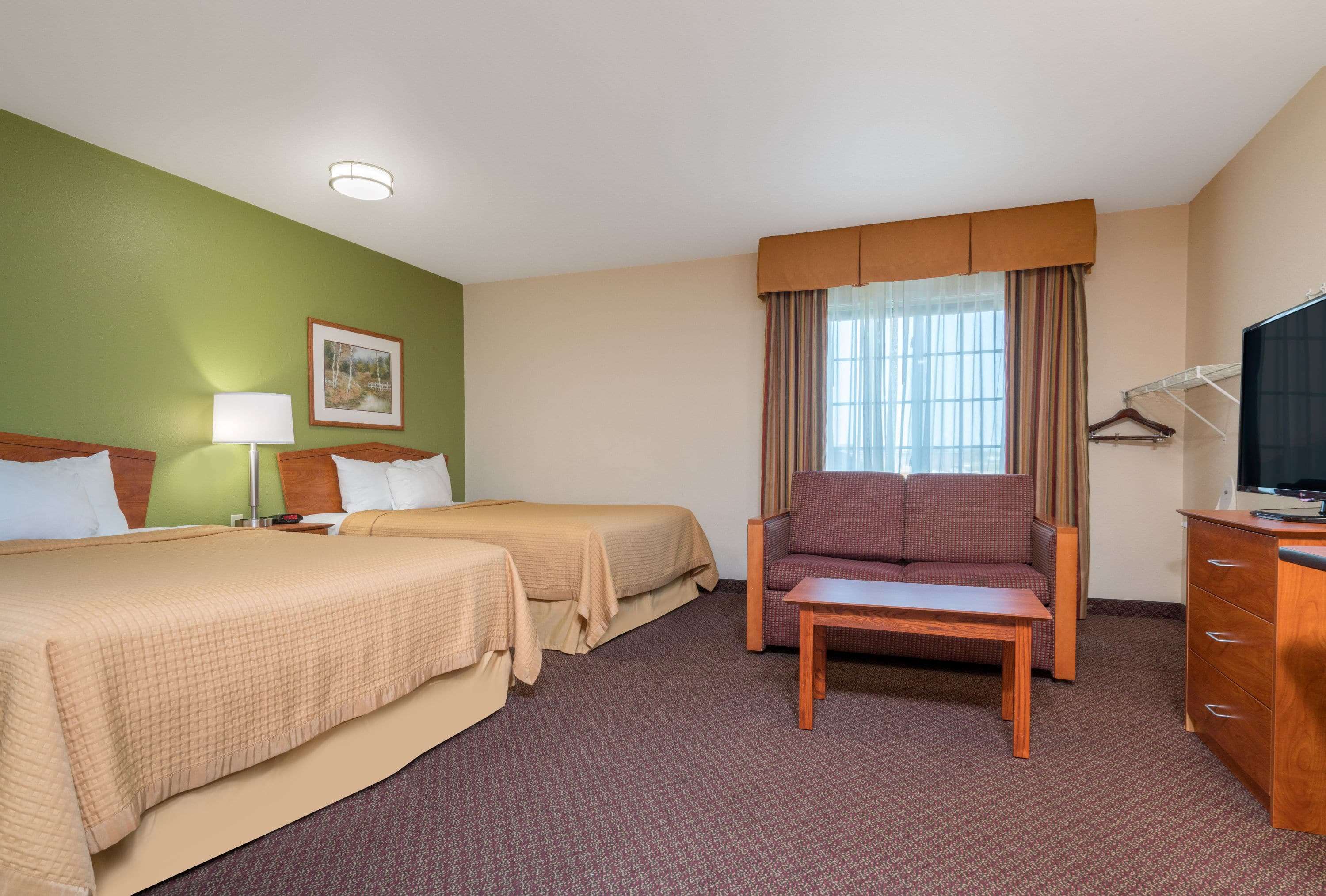 Days Inn & Suites by Wyndham Rochester Mayo Clinic South