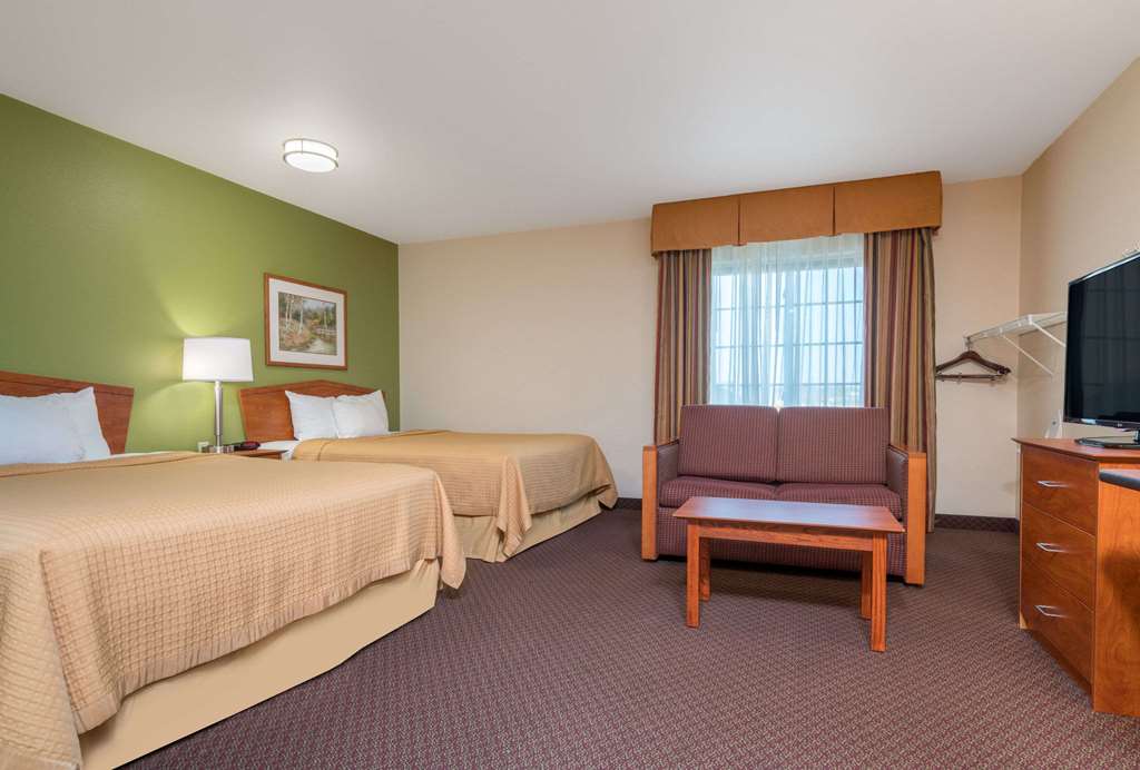 Days Inn & Suites by Wyndham Rochester Mayo Clinic South