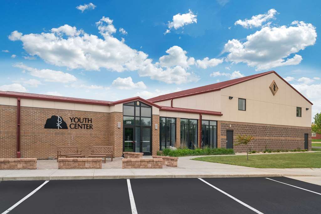 Days Inn & Suites by Wyndham Rochester Mayo Clinic South
