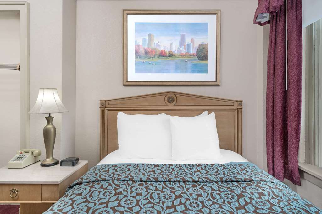 Days Inn by Wyndham Rochester Downtown