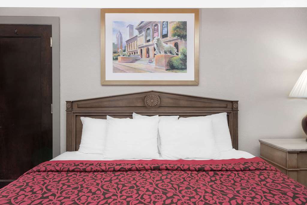 Days Inn by Wyndham Rochester Downtown