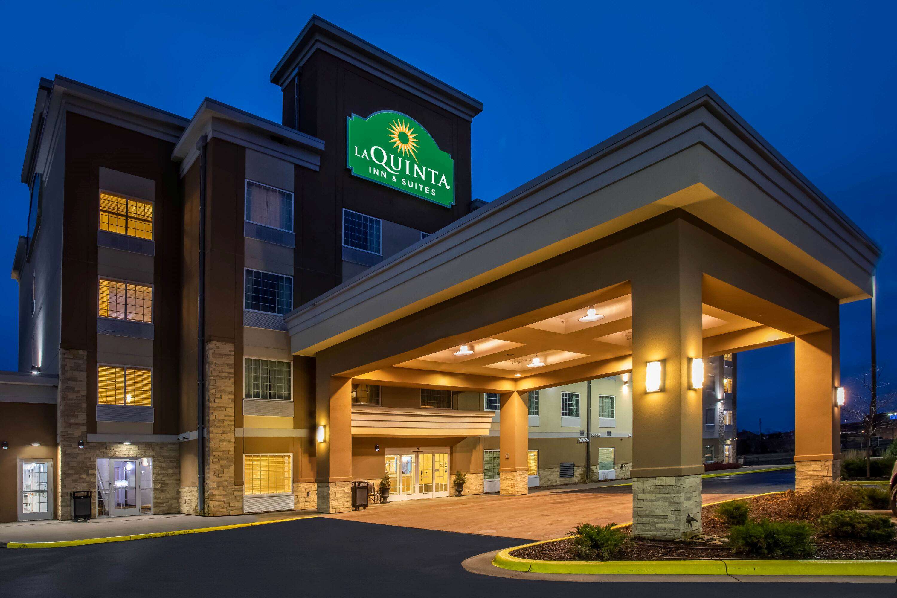 La Quinta Inn & Suites by Wyndham Rochester Mayo Clinic S