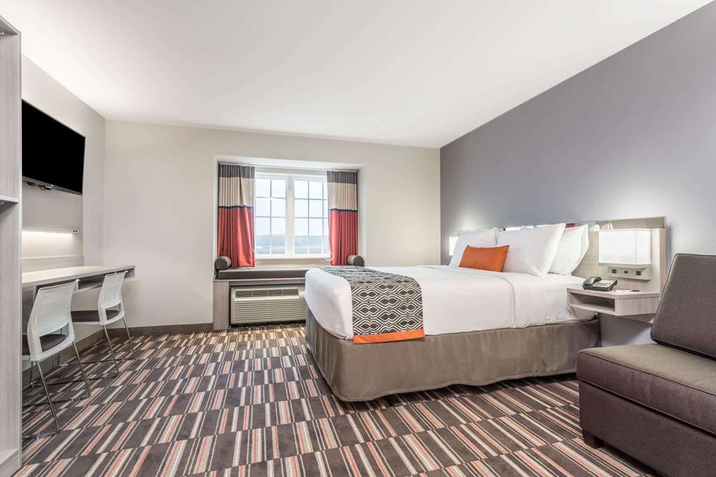 Spark By Hilton Rochester South