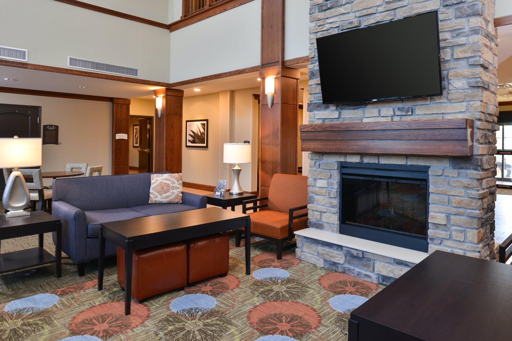 Staybridge Suites Rochester Commerce Dr Nw