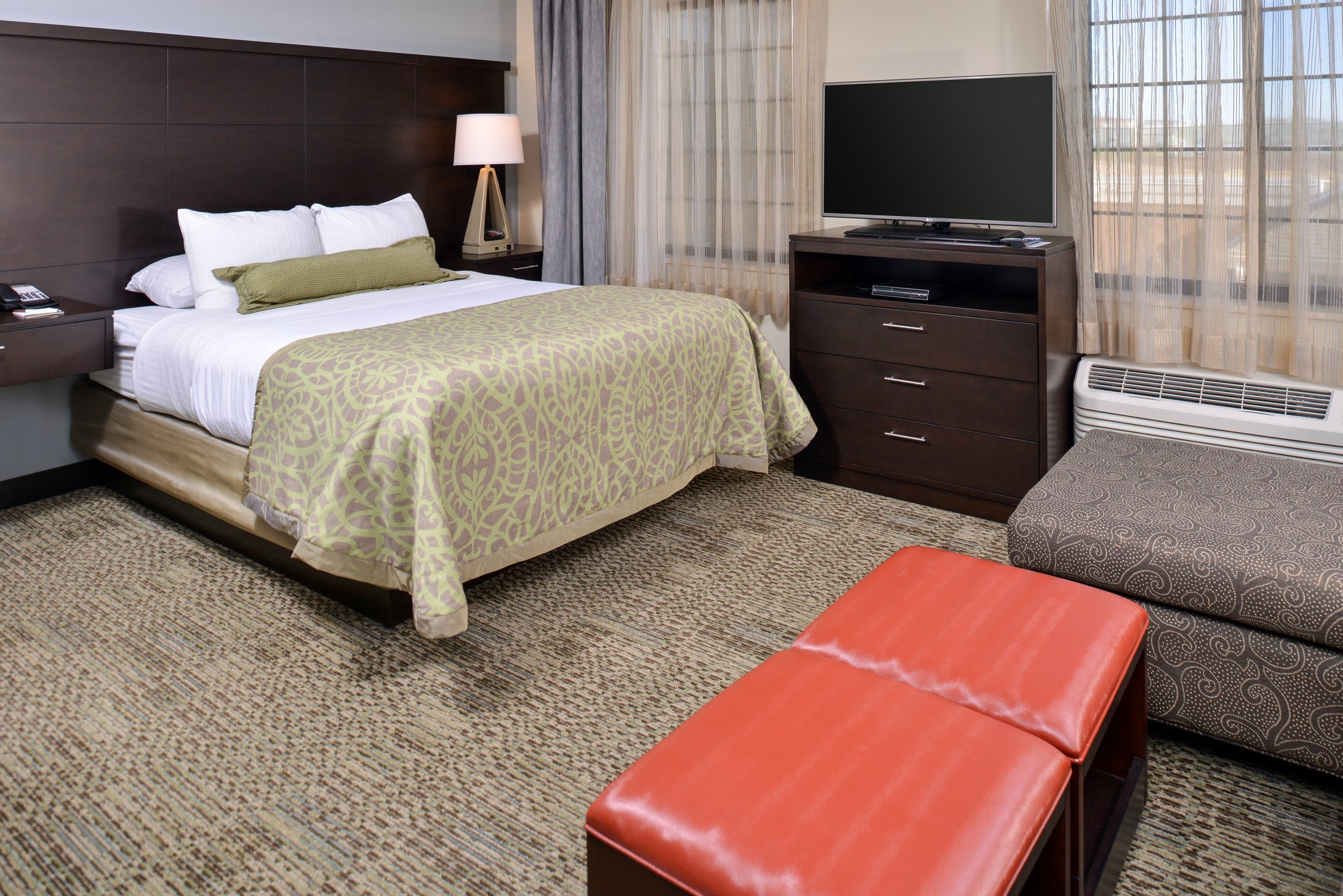 Staybridge Suites Rochester Commerce Dr Nw
