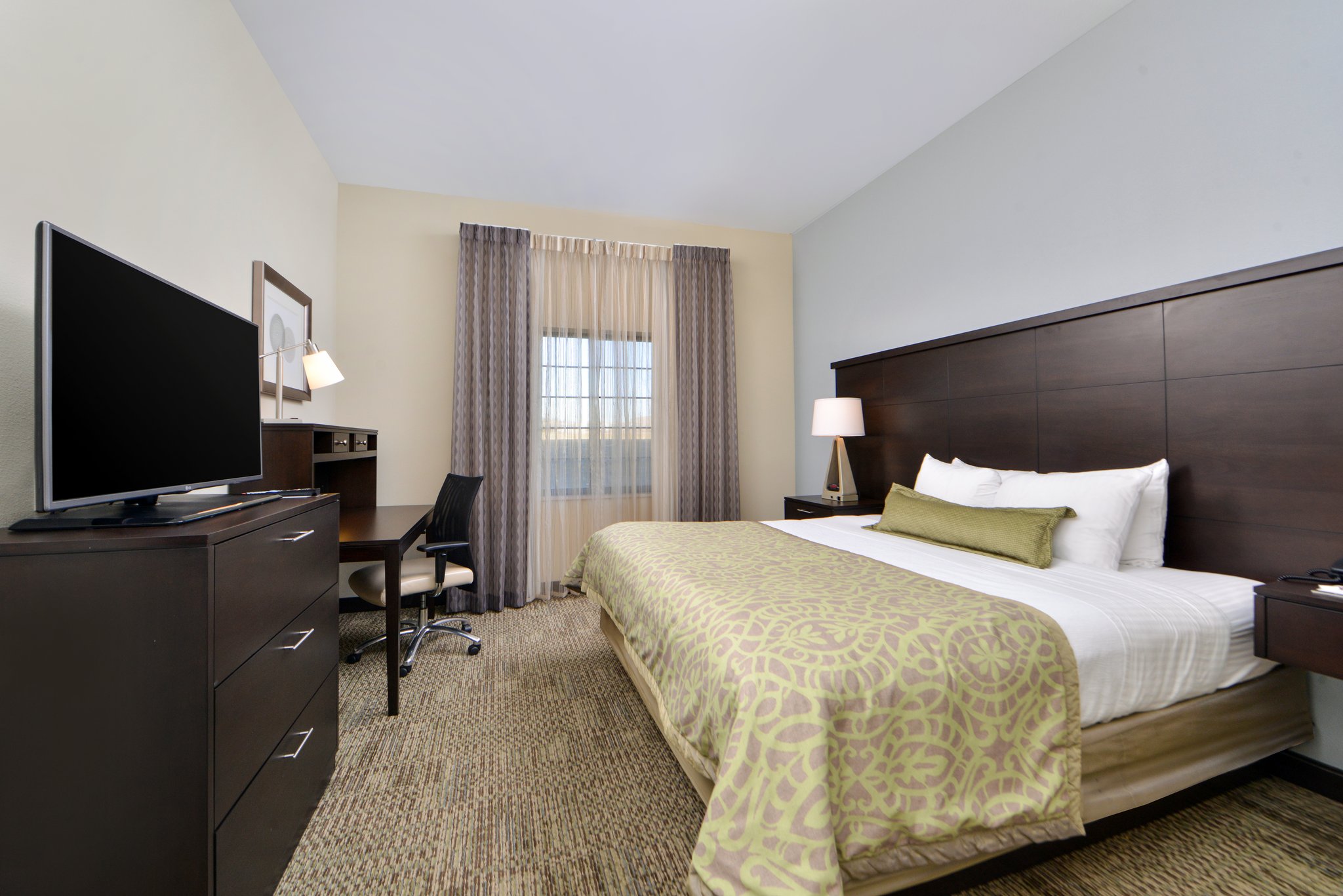 Staybridge Suites Rochester Commerce Dr Nw