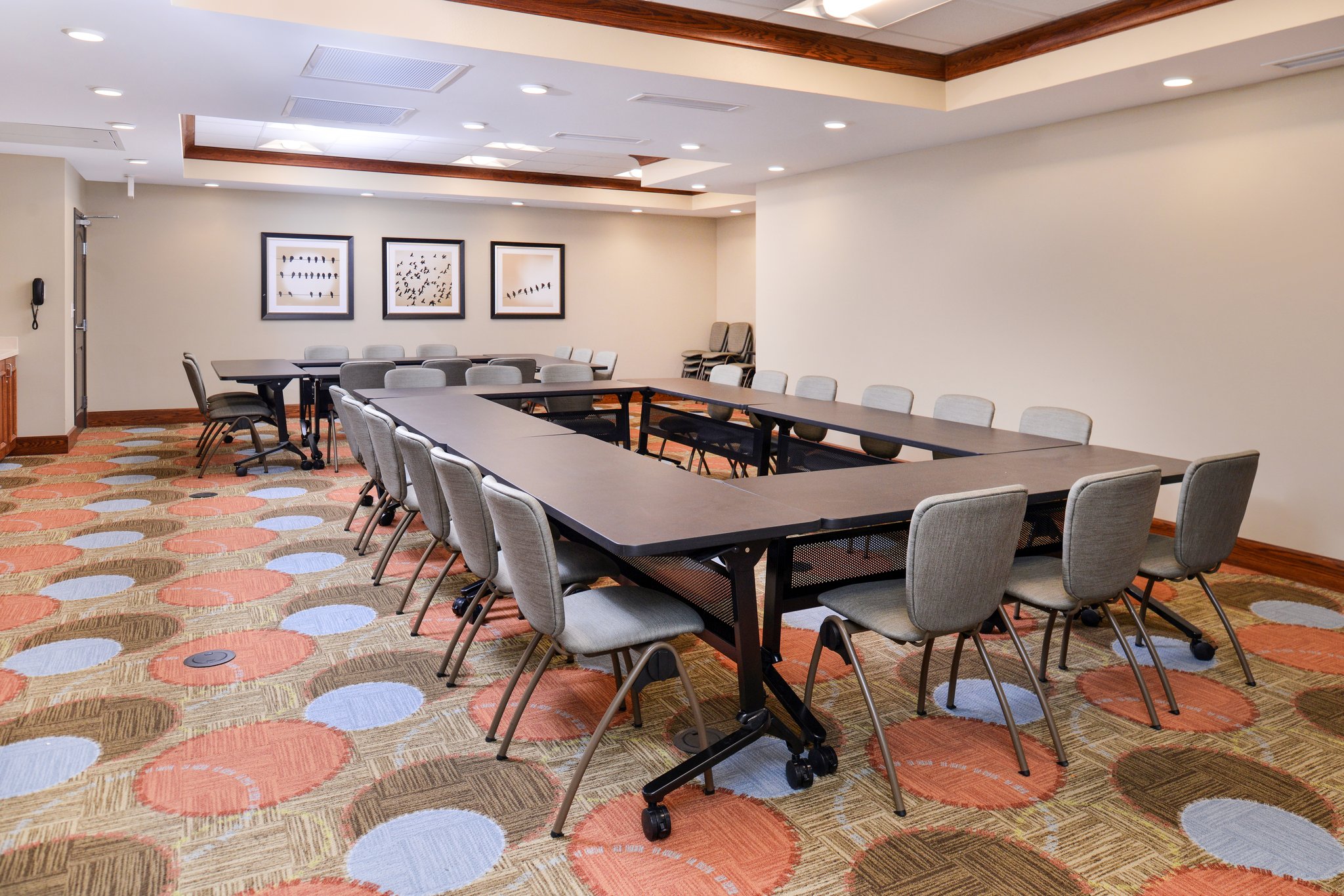 Staybridge Suites Rochester Commerce Dr Nw