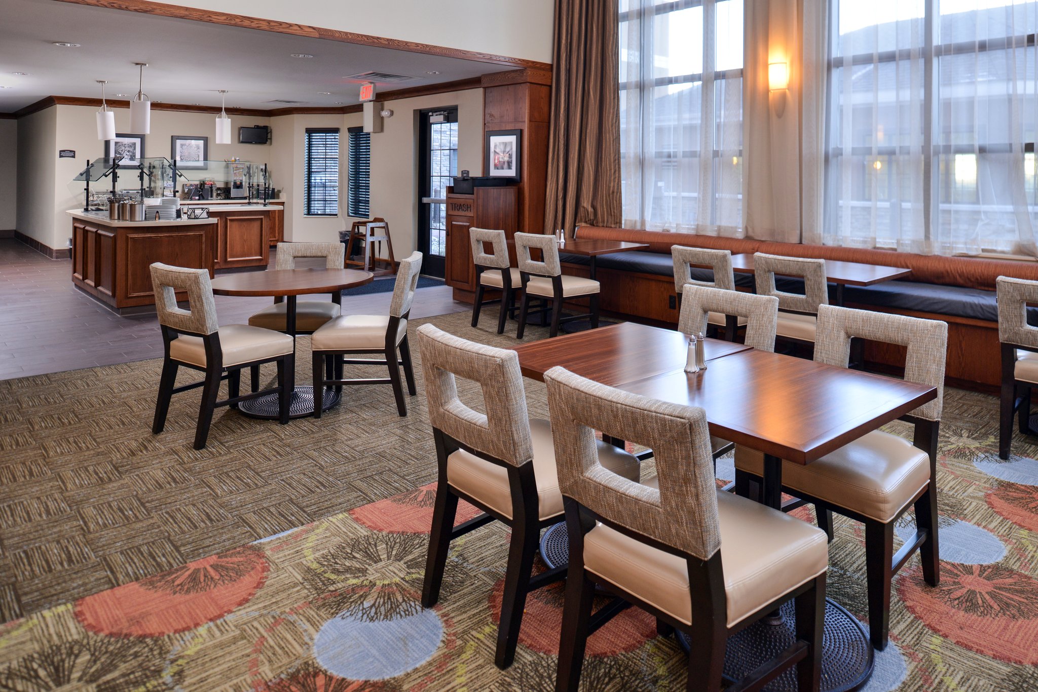 Staybridge Suites Rochester Commerce Dr Nw