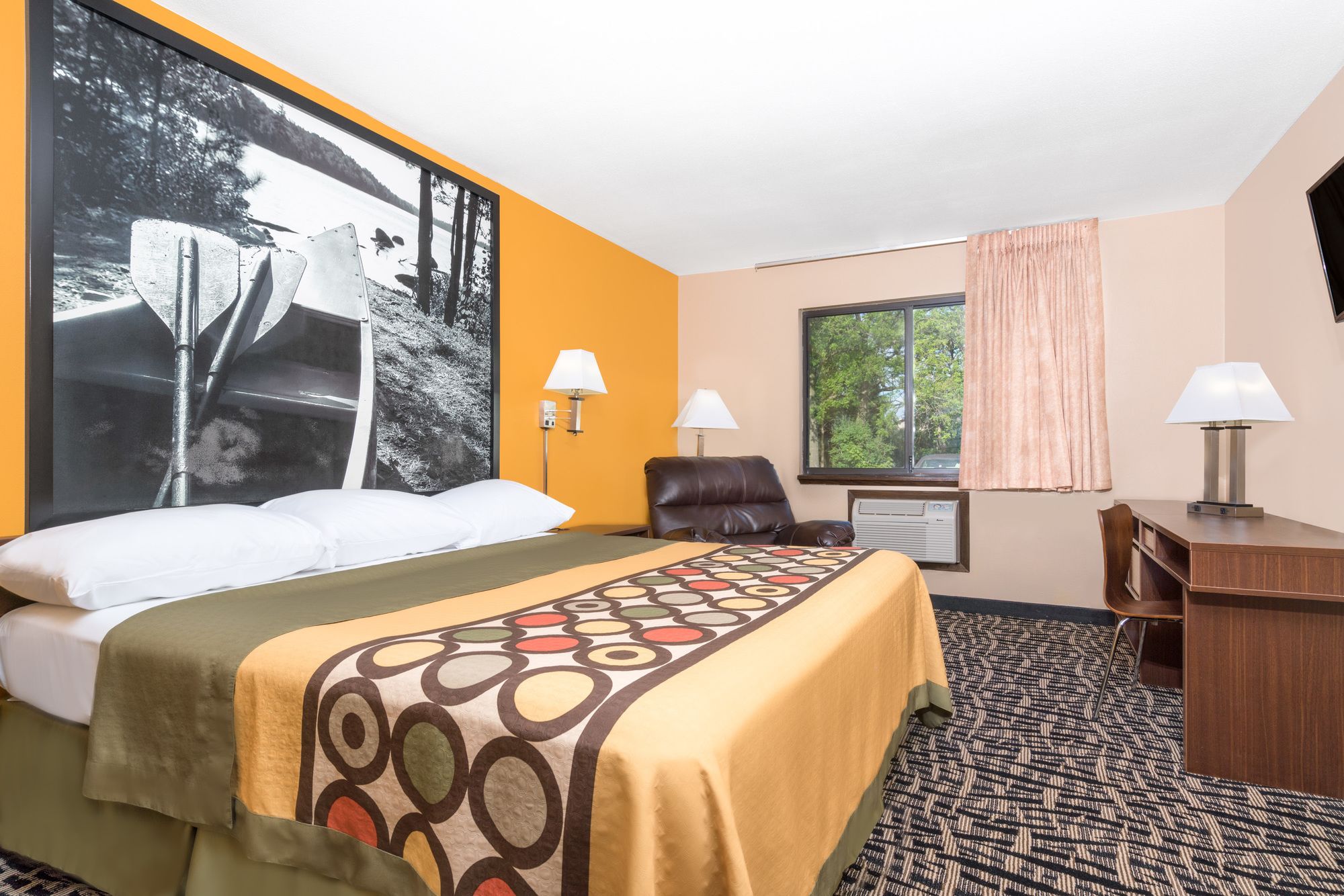 Super 8 by Wyndham Rochester Mayo Clinic Area