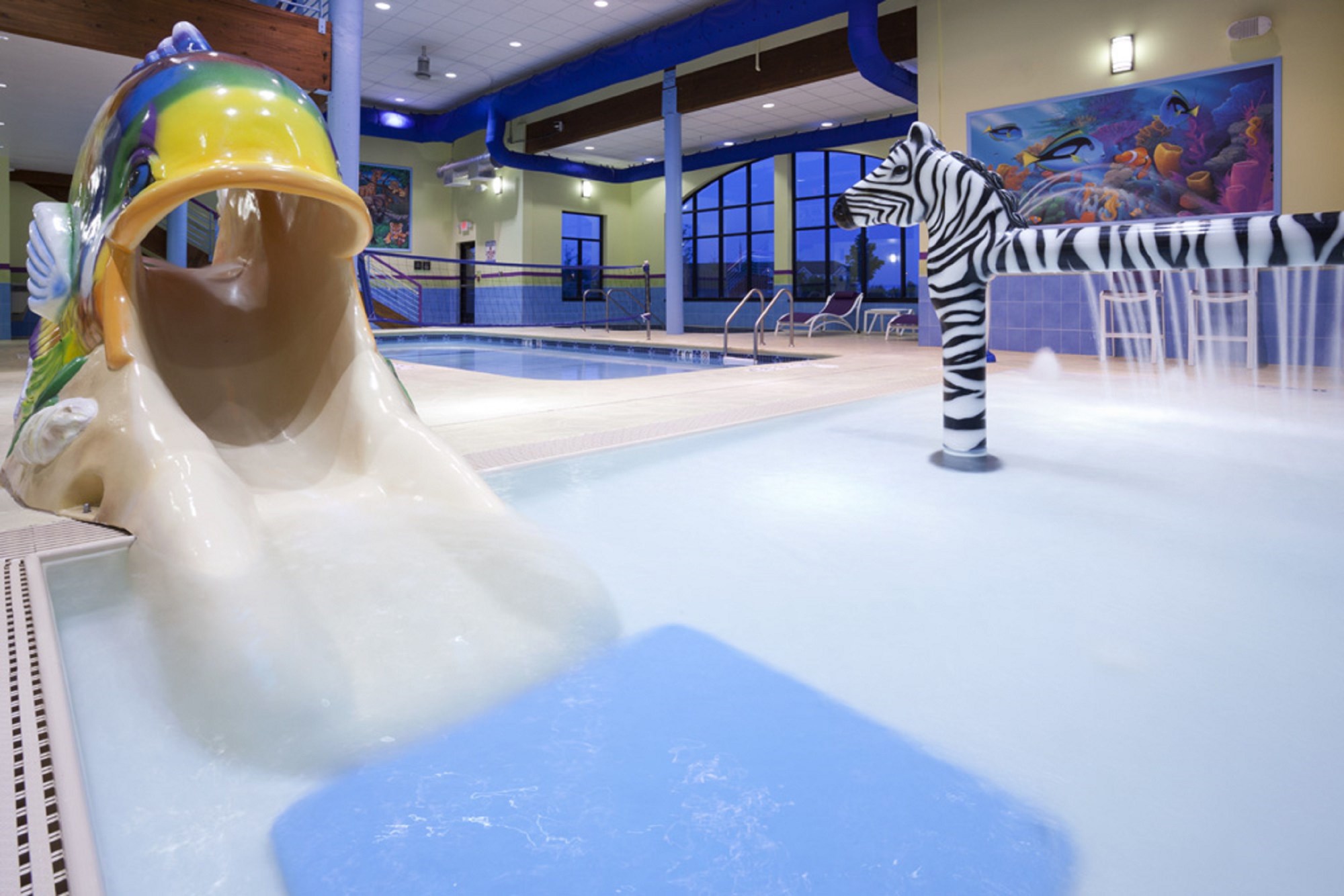 Holiday Inn Express Hotel & Suites Roger