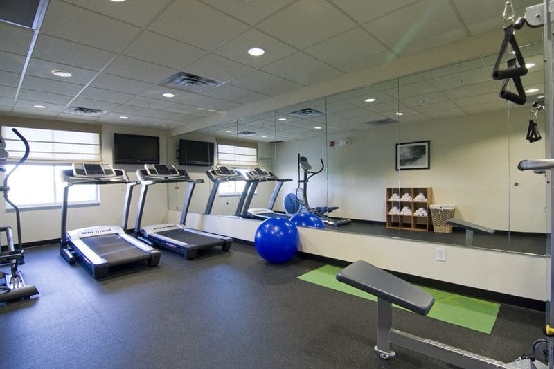 Holiday Inn Express Hotel & Suites Roger