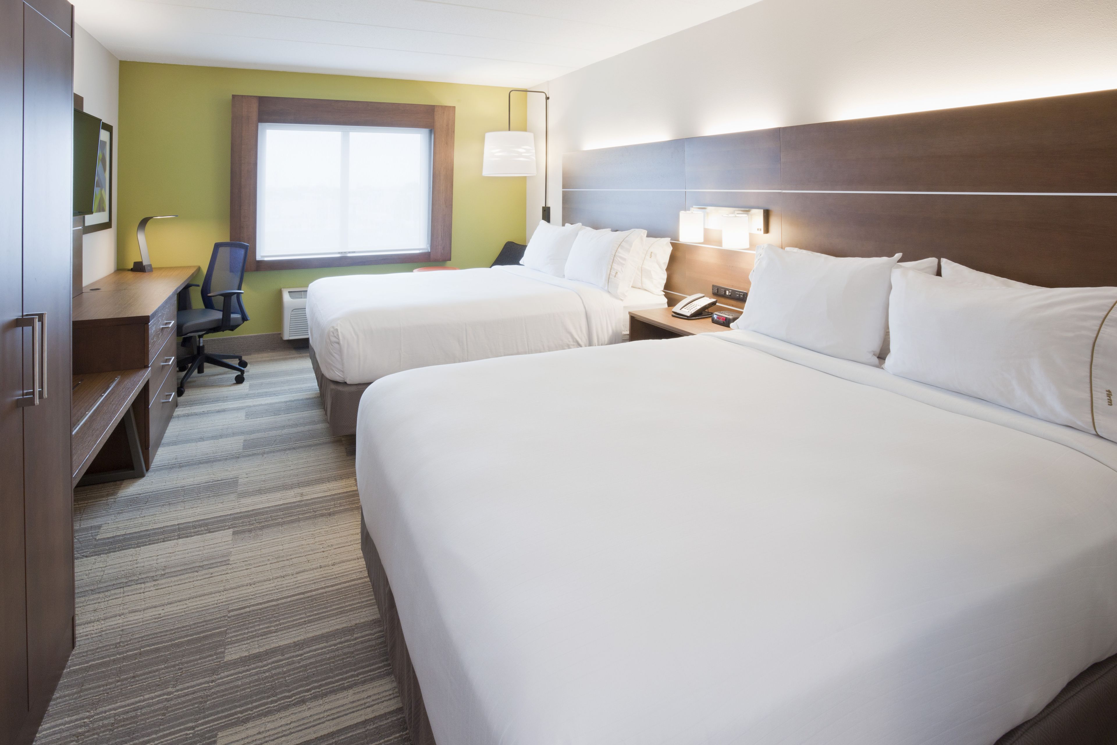 Holiday Inn Express Roseville-St. Paul