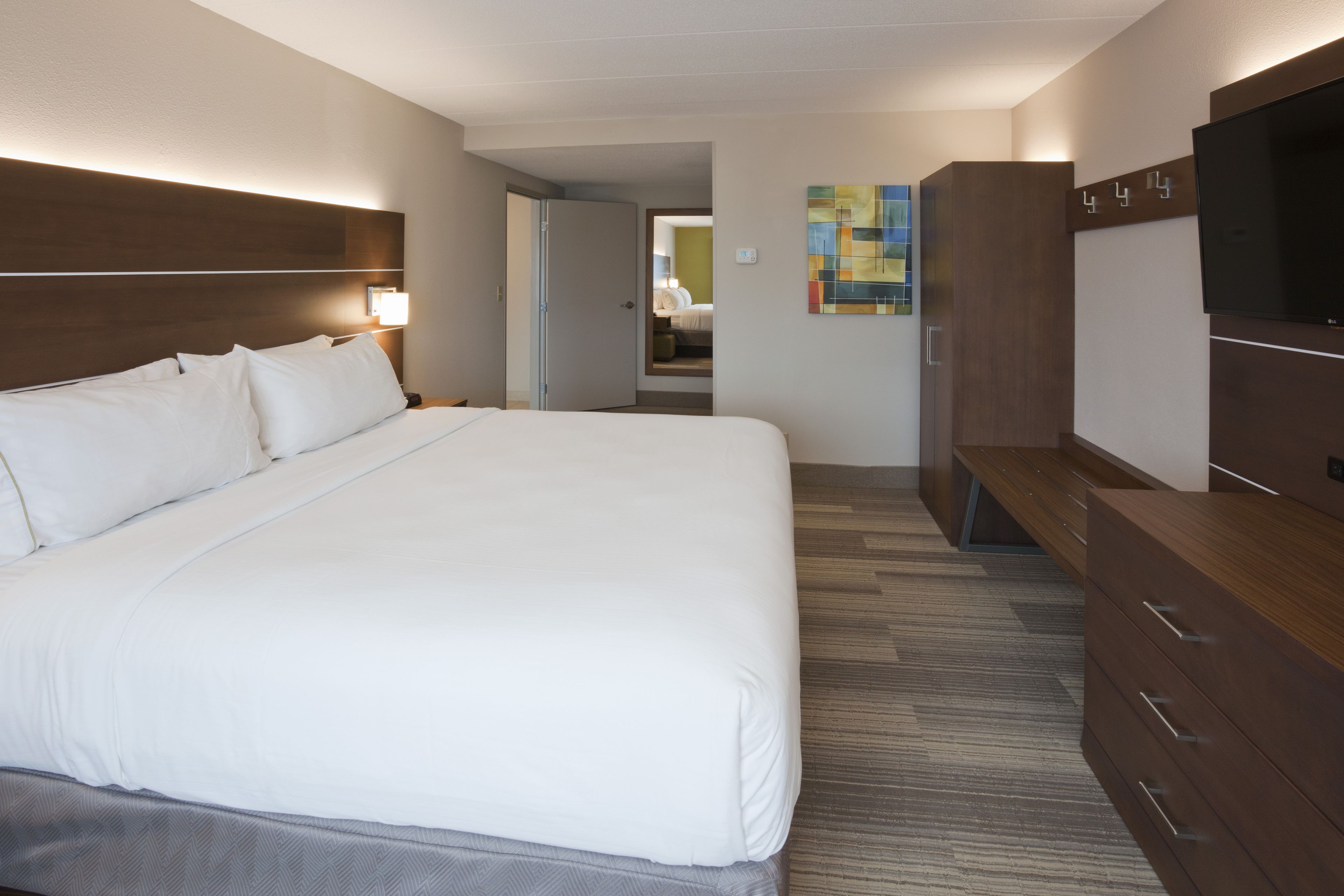 Holiday Inn Express Roseville-St. Paul