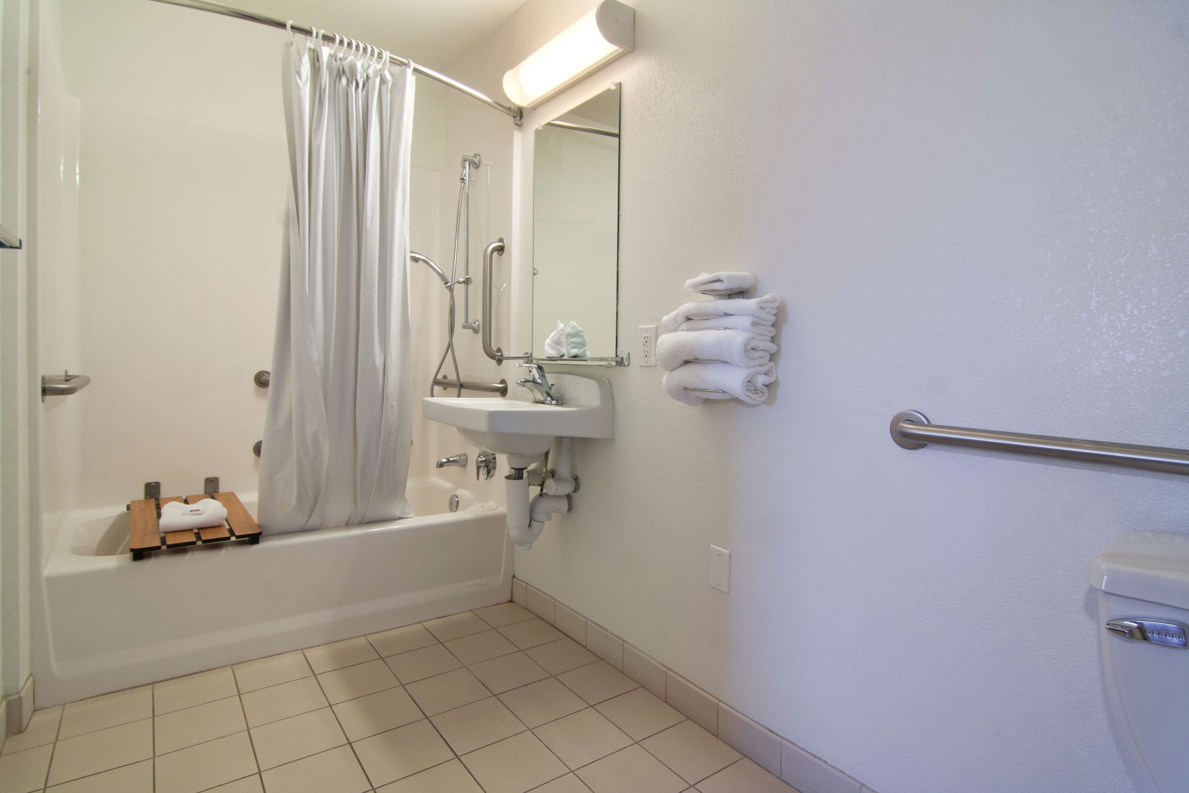 Motel 6 Minneapolis North - Roseville