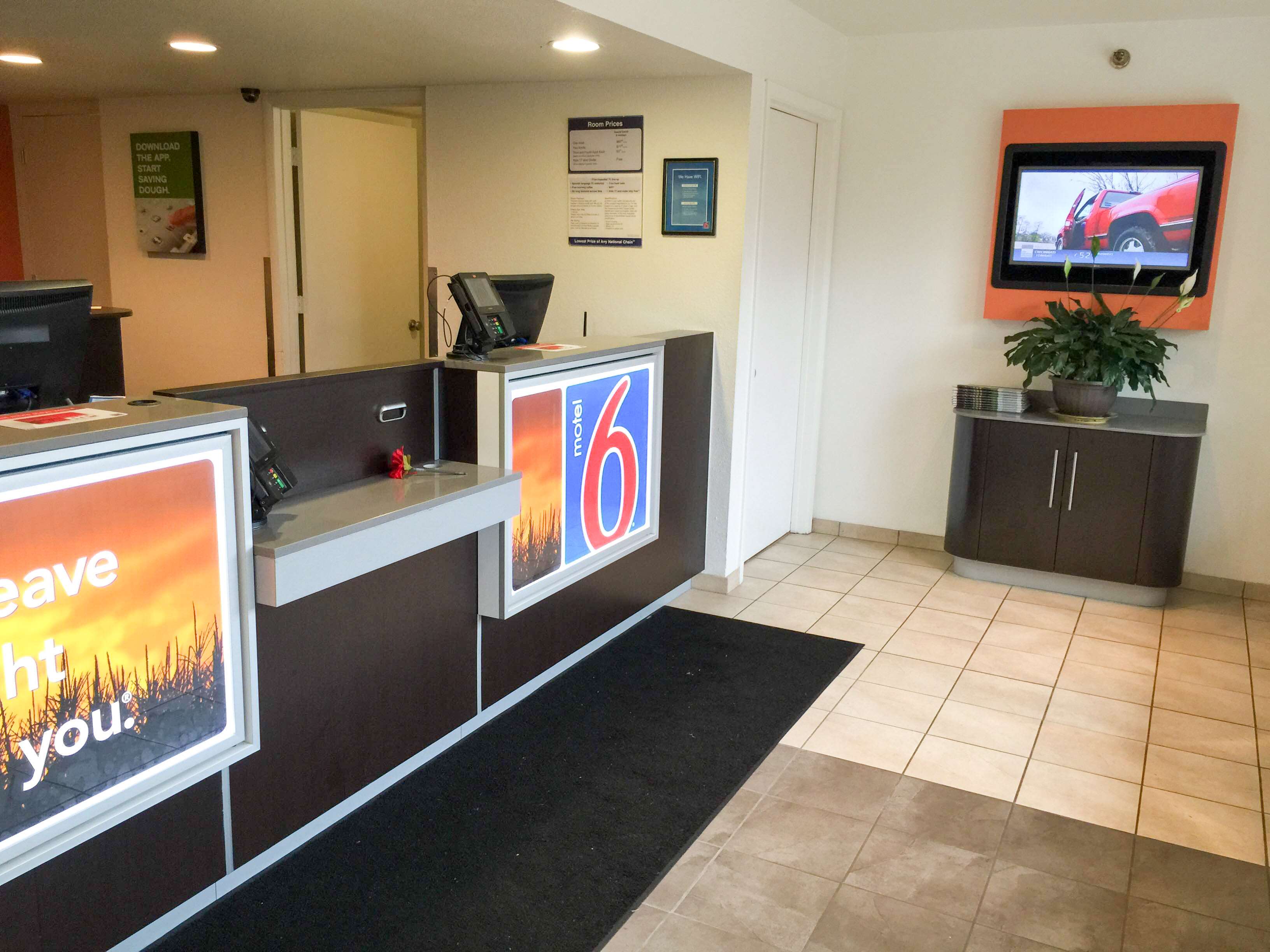 Motel 6 Minneapolis North - Roseville