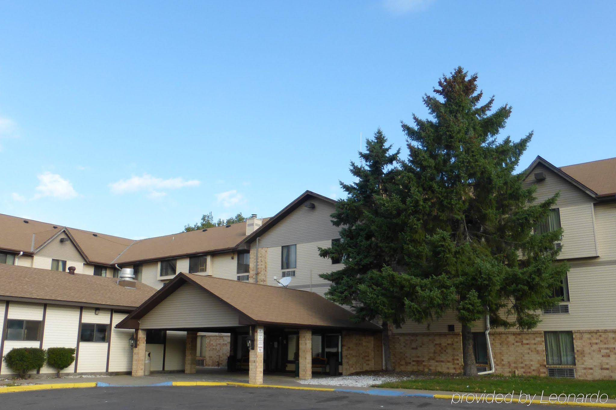 Norwwod Inn and Suites Roseville