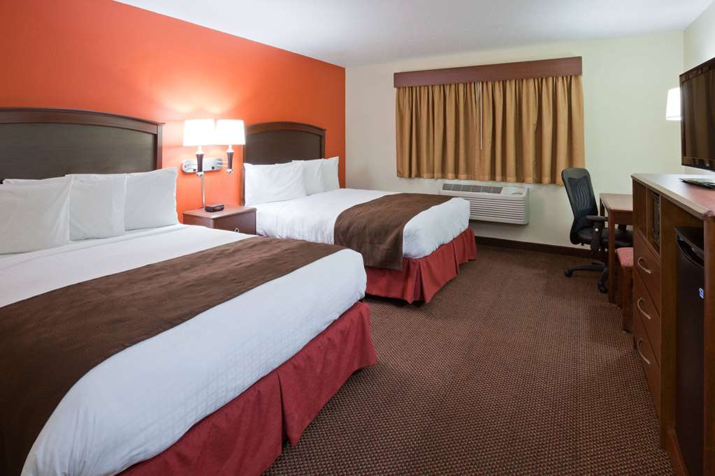 AmericInn by Wyndham St. Cloud
