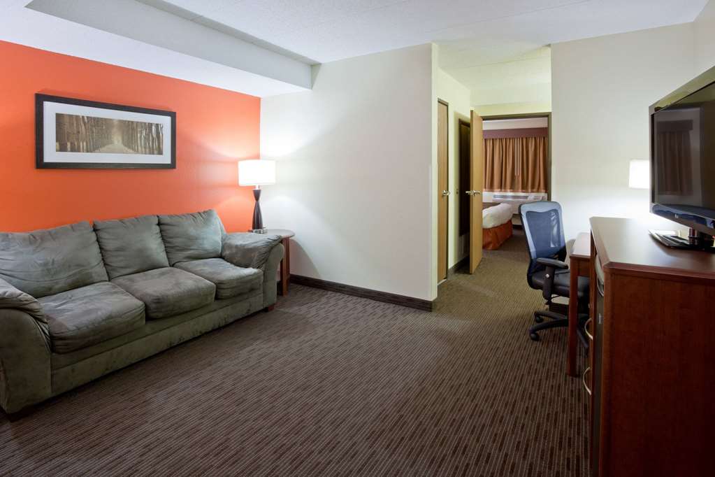 AmericInn by Wyndham St. Cloud
