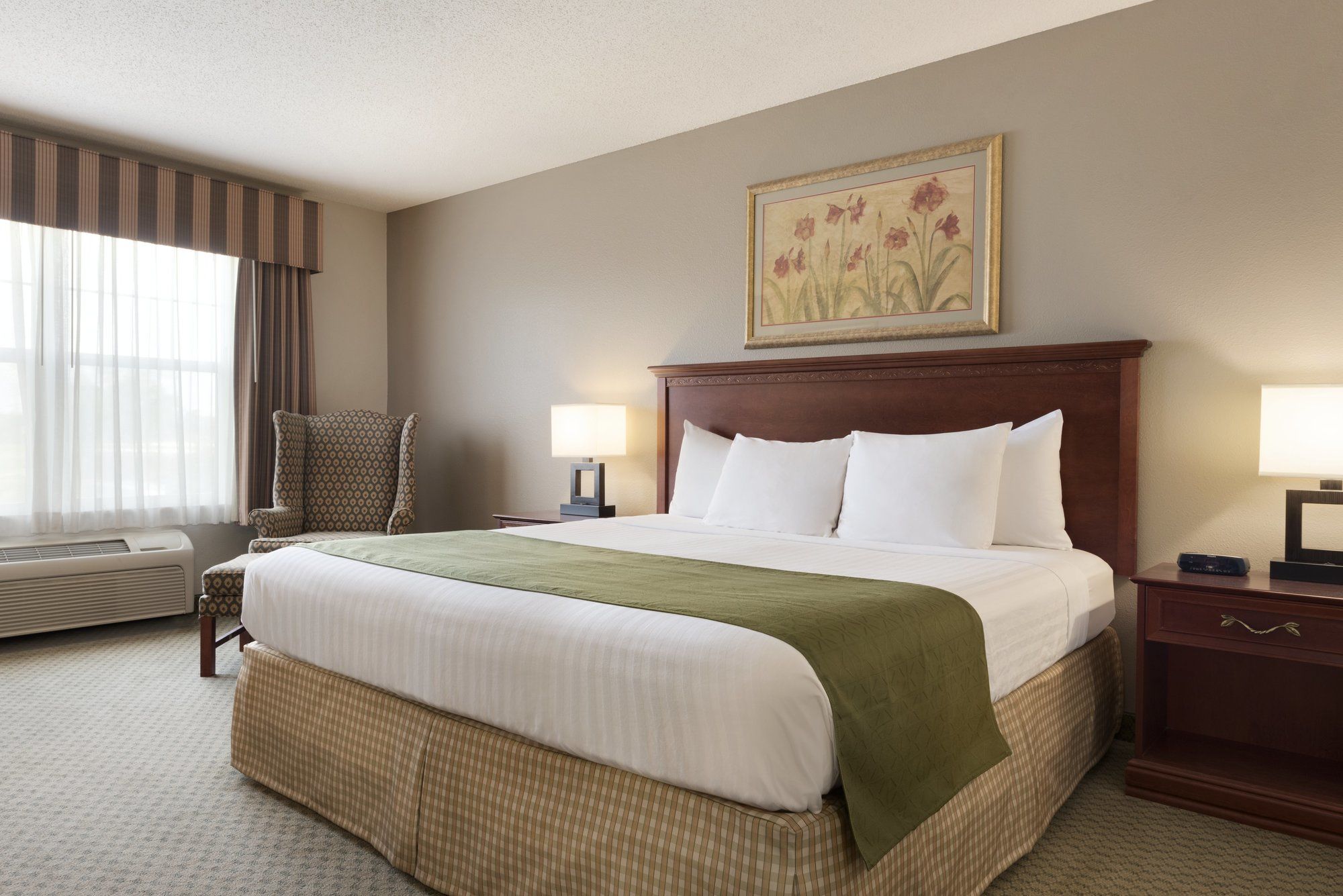 Country Inn & Suites by Radisson, St. Cloud East, MN