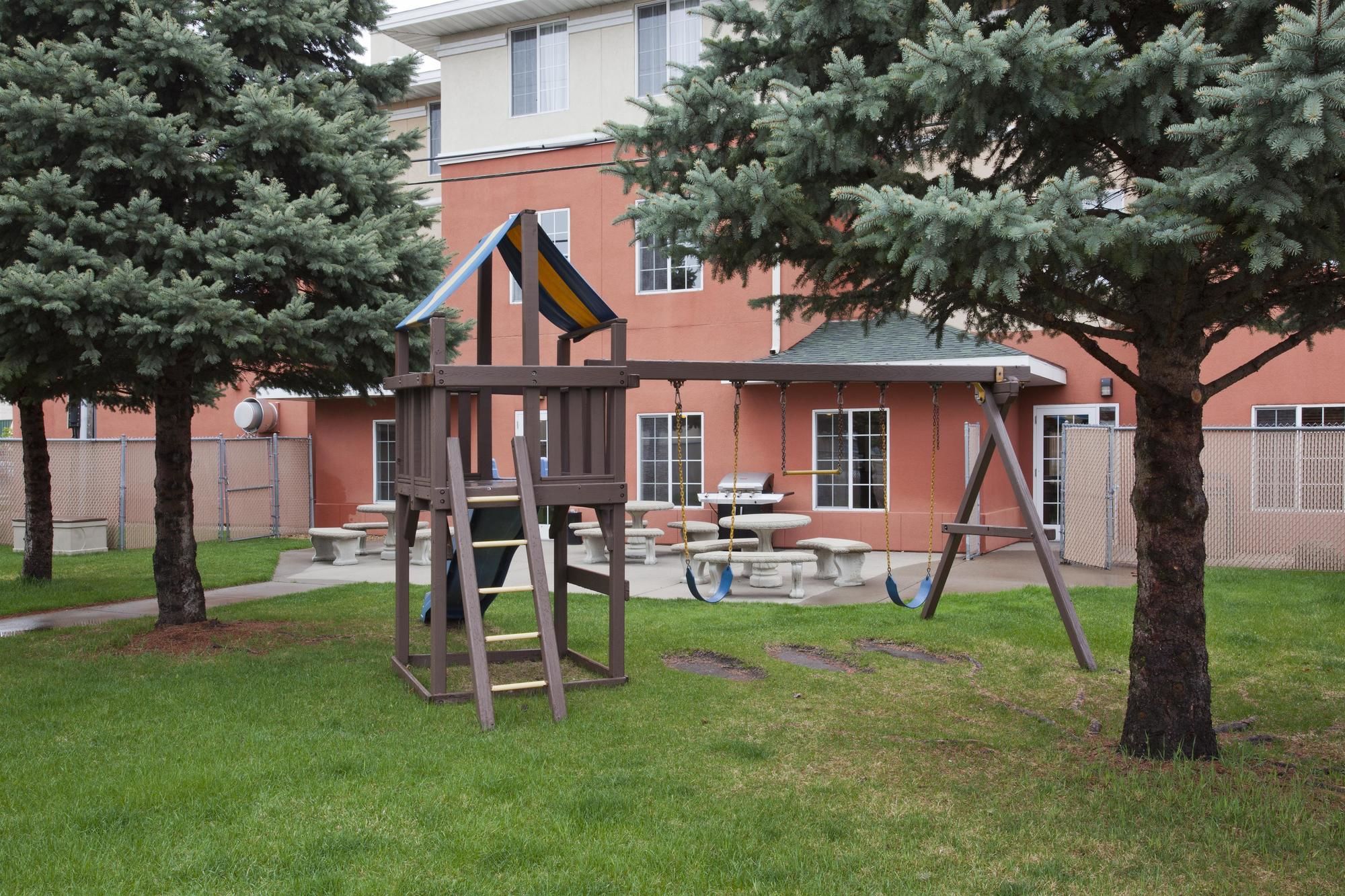 GrandStay Residential Suites St Cloud