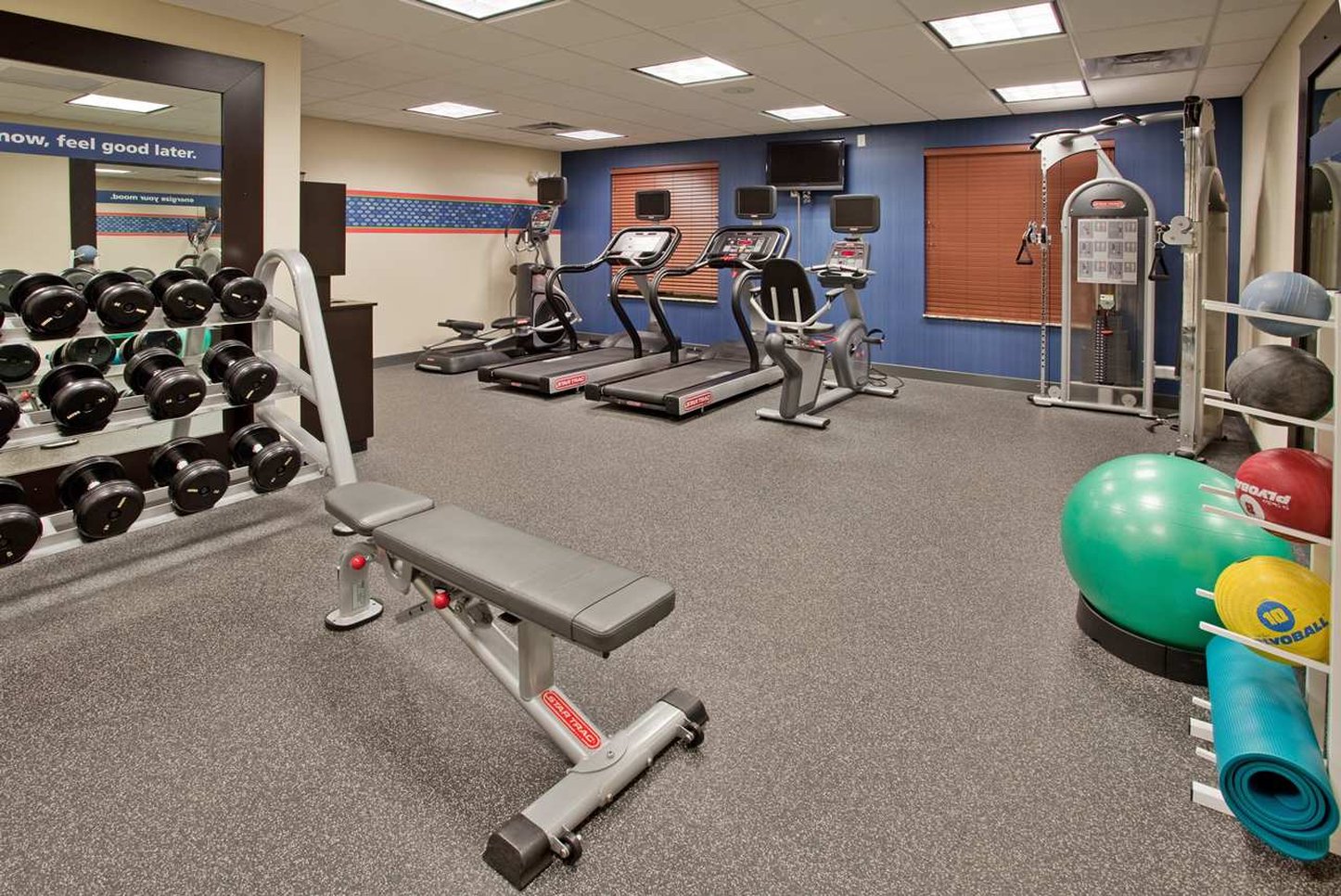 Hampton Inn & Suites St. Cloud
