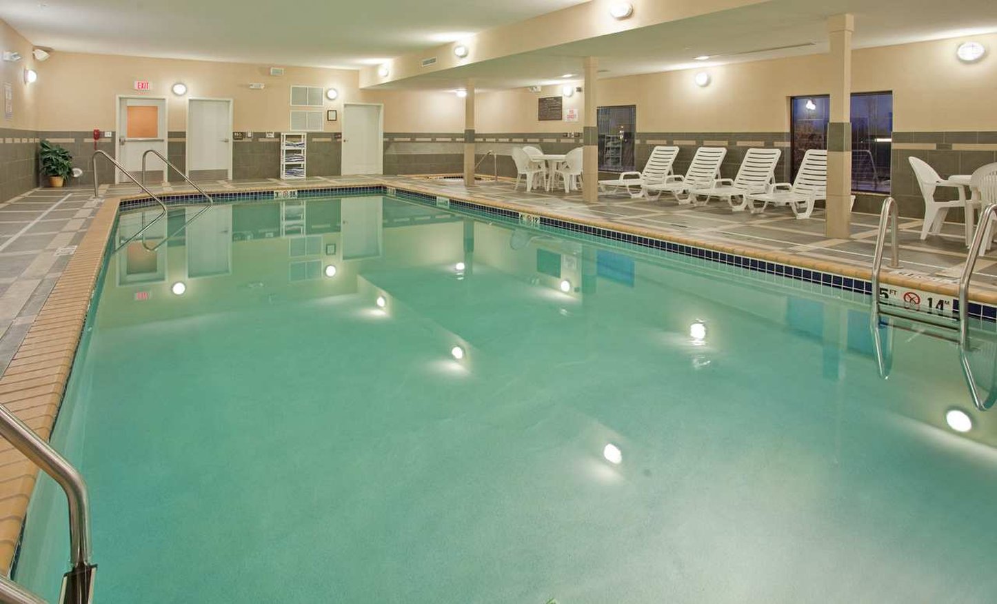 Hampton Inn & Suites St. Cloud