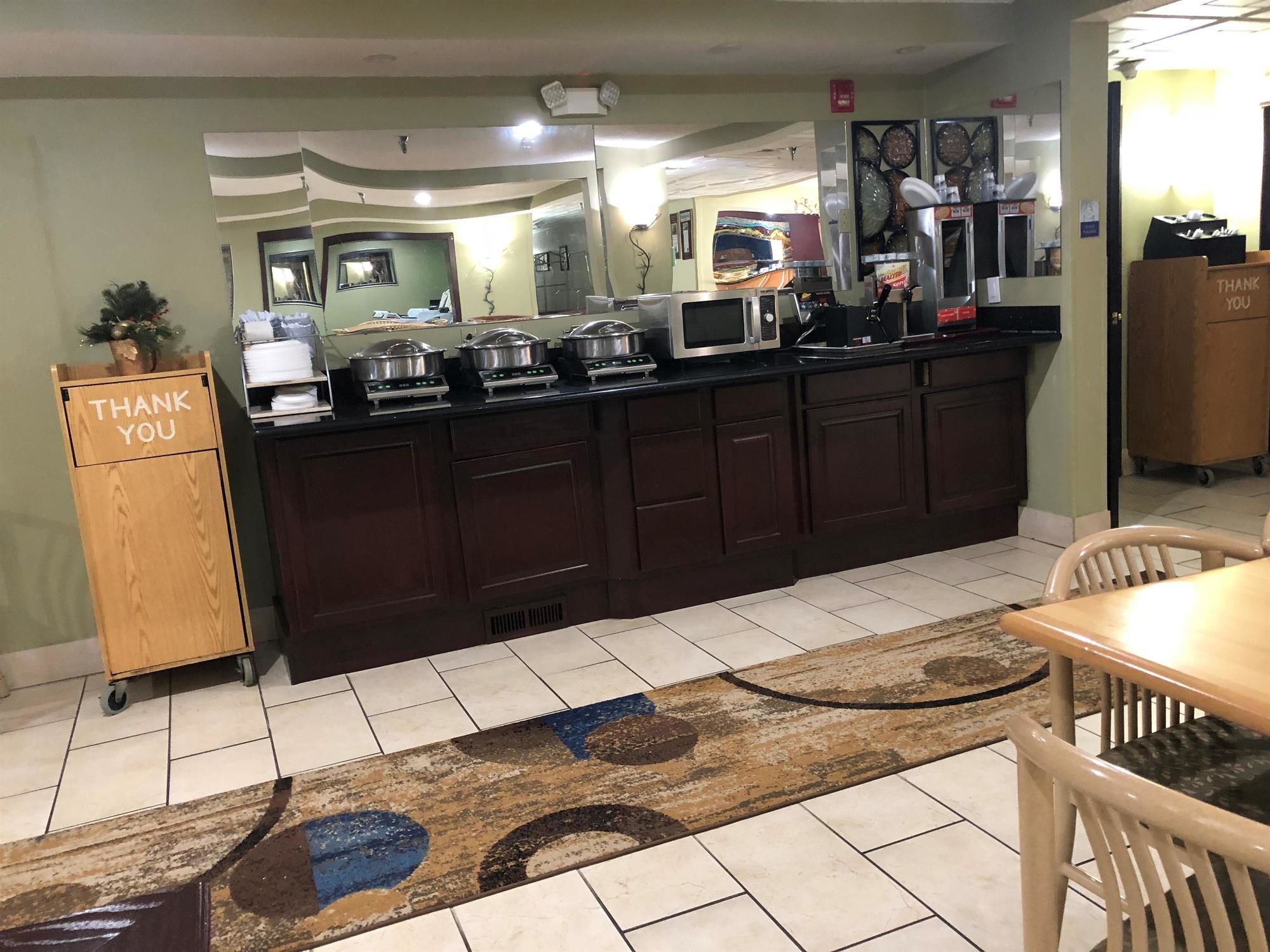 Comfort Inn & Suites