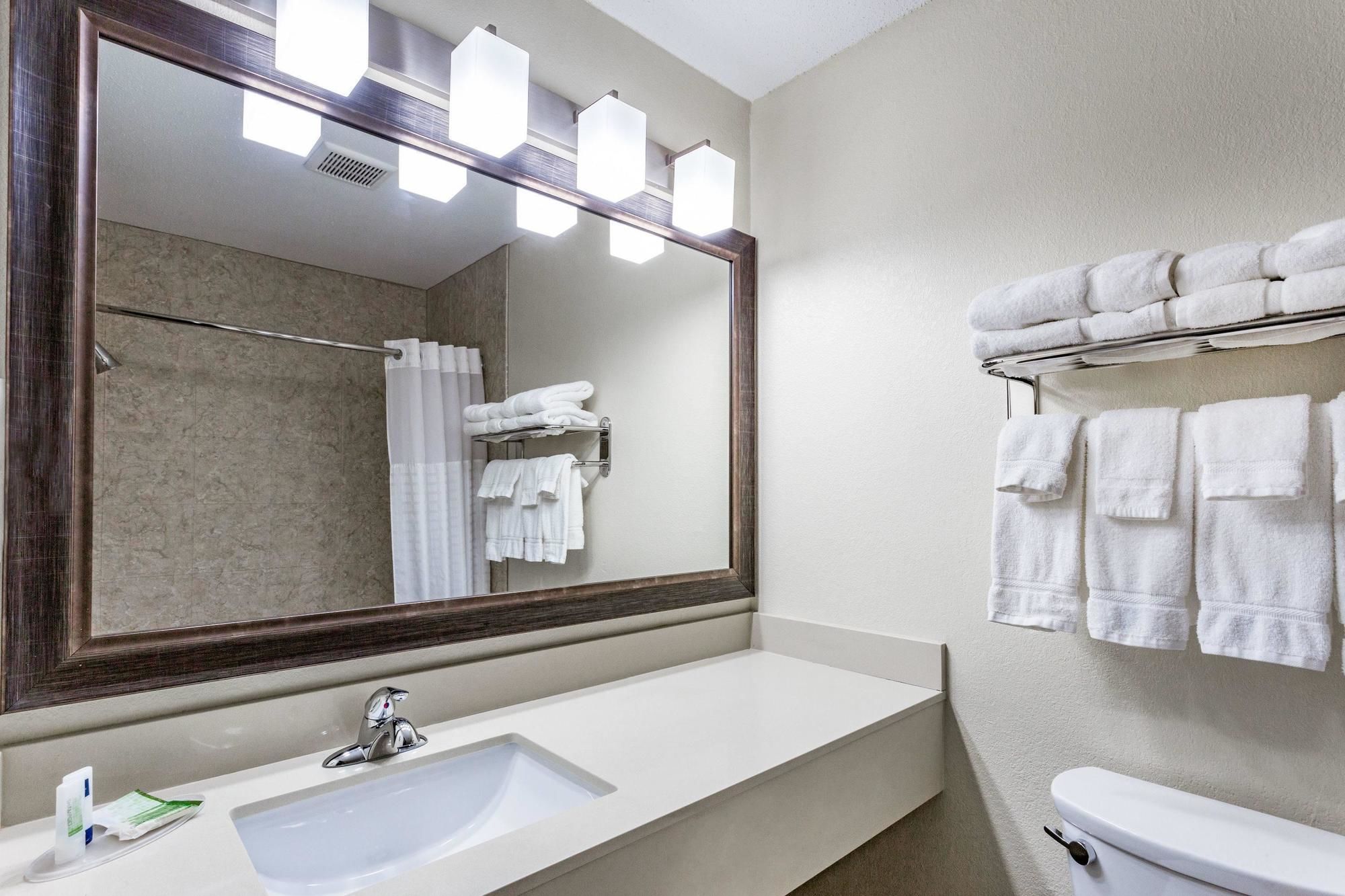 AmericInn by Wyndham Sleepy Eye