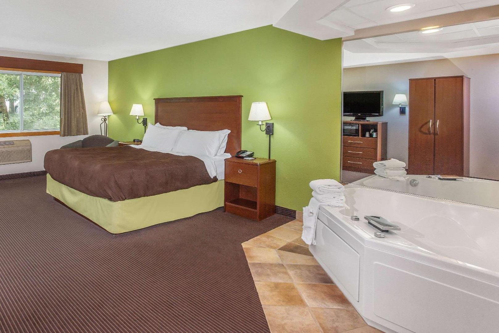 AmericInn by Wyndham Stillwater