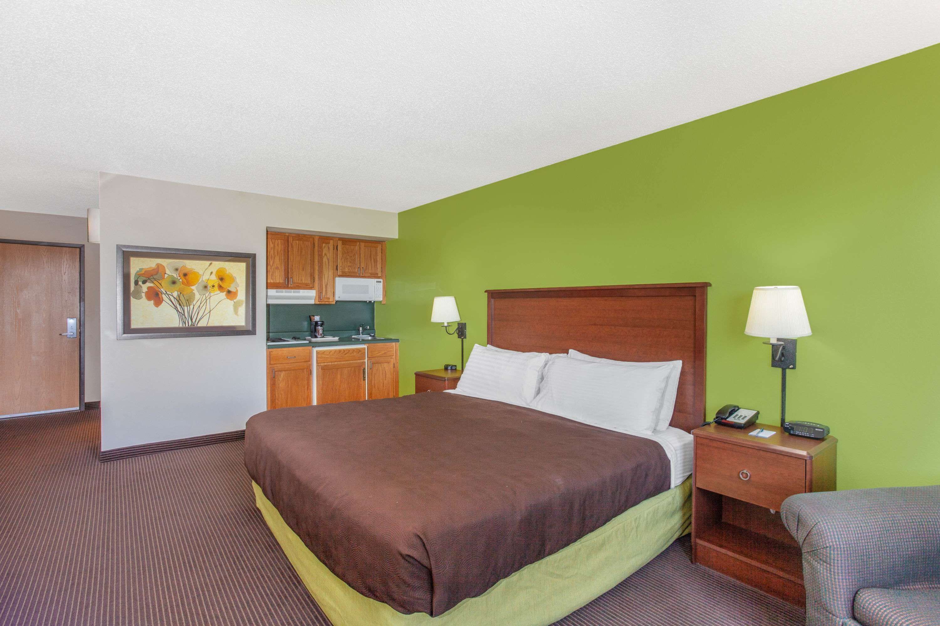 AmericInn by Wyndham Stillwater
