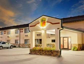 Super 8 by Wyndham St. James