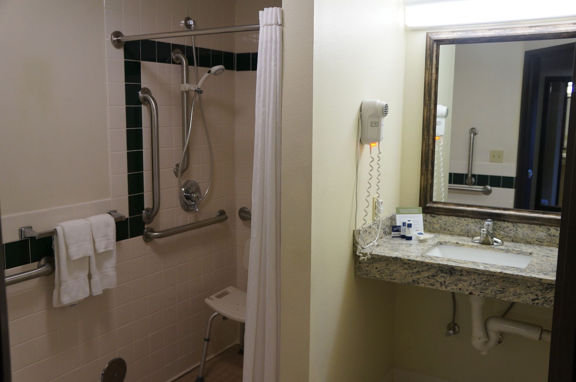 AmericInn by Wyndham Two Harbors Near Lake Superior