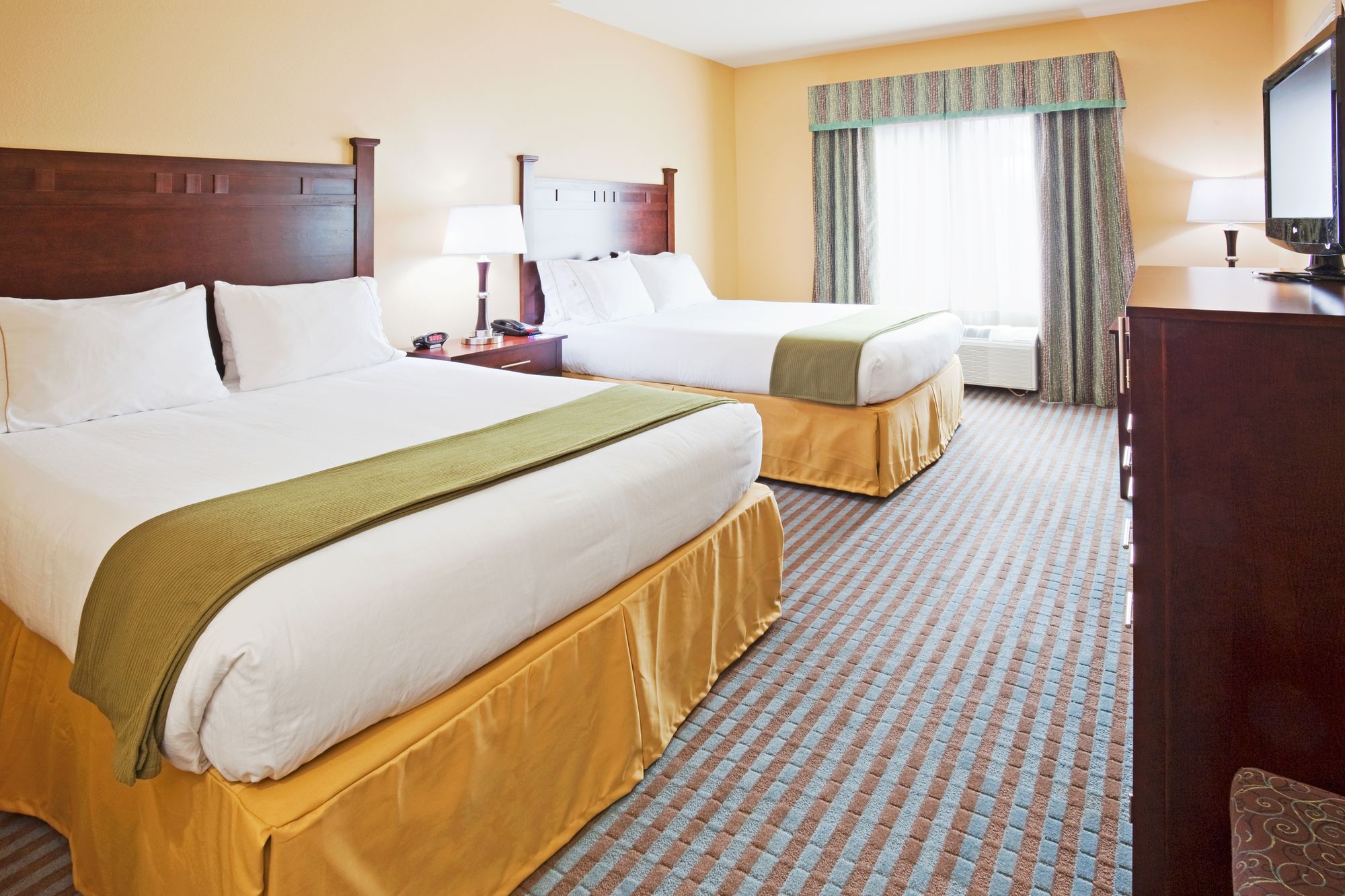 Comfort Inn & Suites Mountain Iron and Virginia