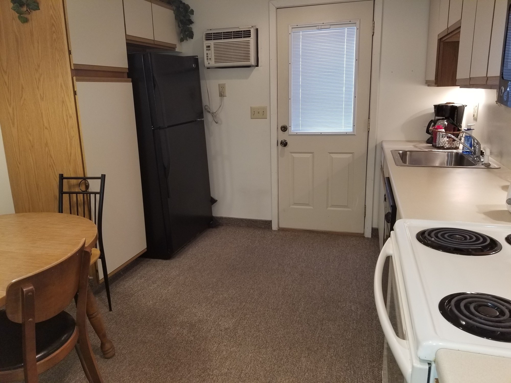 Lakeshor Motor Inn
