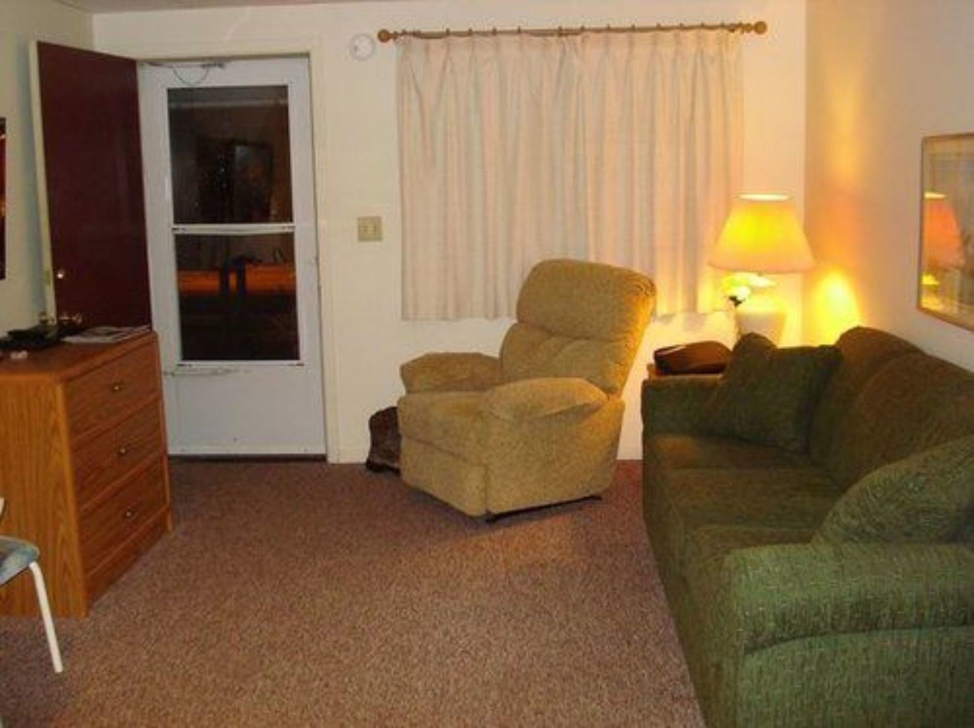 Lakeshor Motor Inn
