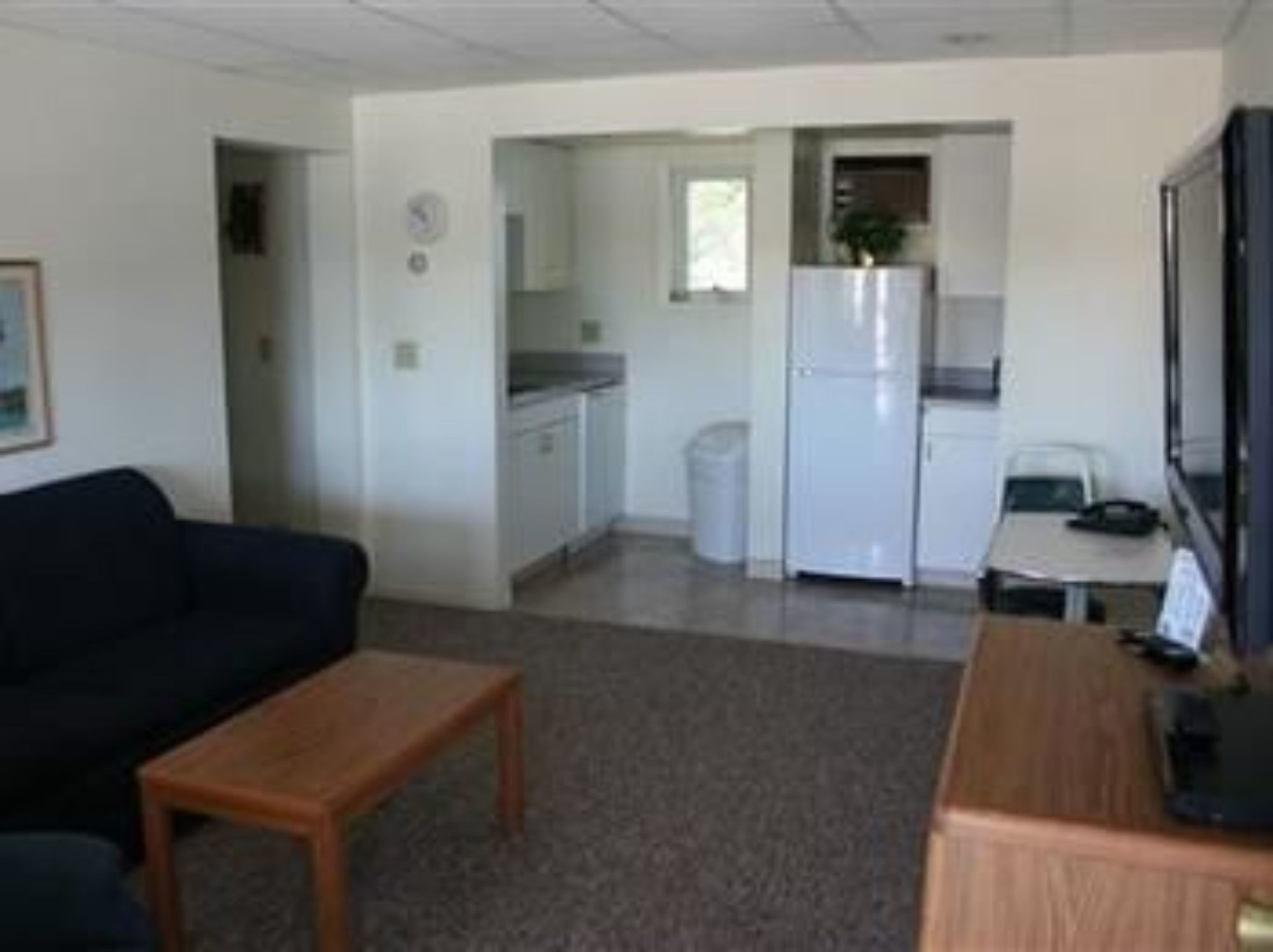 Lakeshor Motor Inn