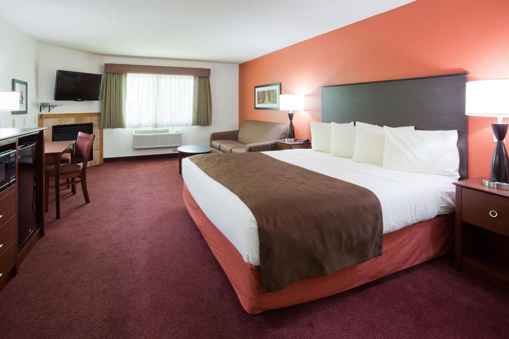 AmericInn by Wyndham White Bear Lake St. Paul