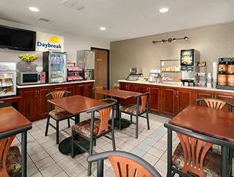 Days Inn by Wyndham Willmar