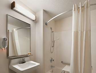 Days Inn by Wyndham Willmar