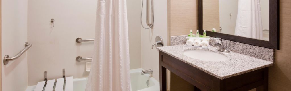 Holiday Inn Express & Suites Willmar