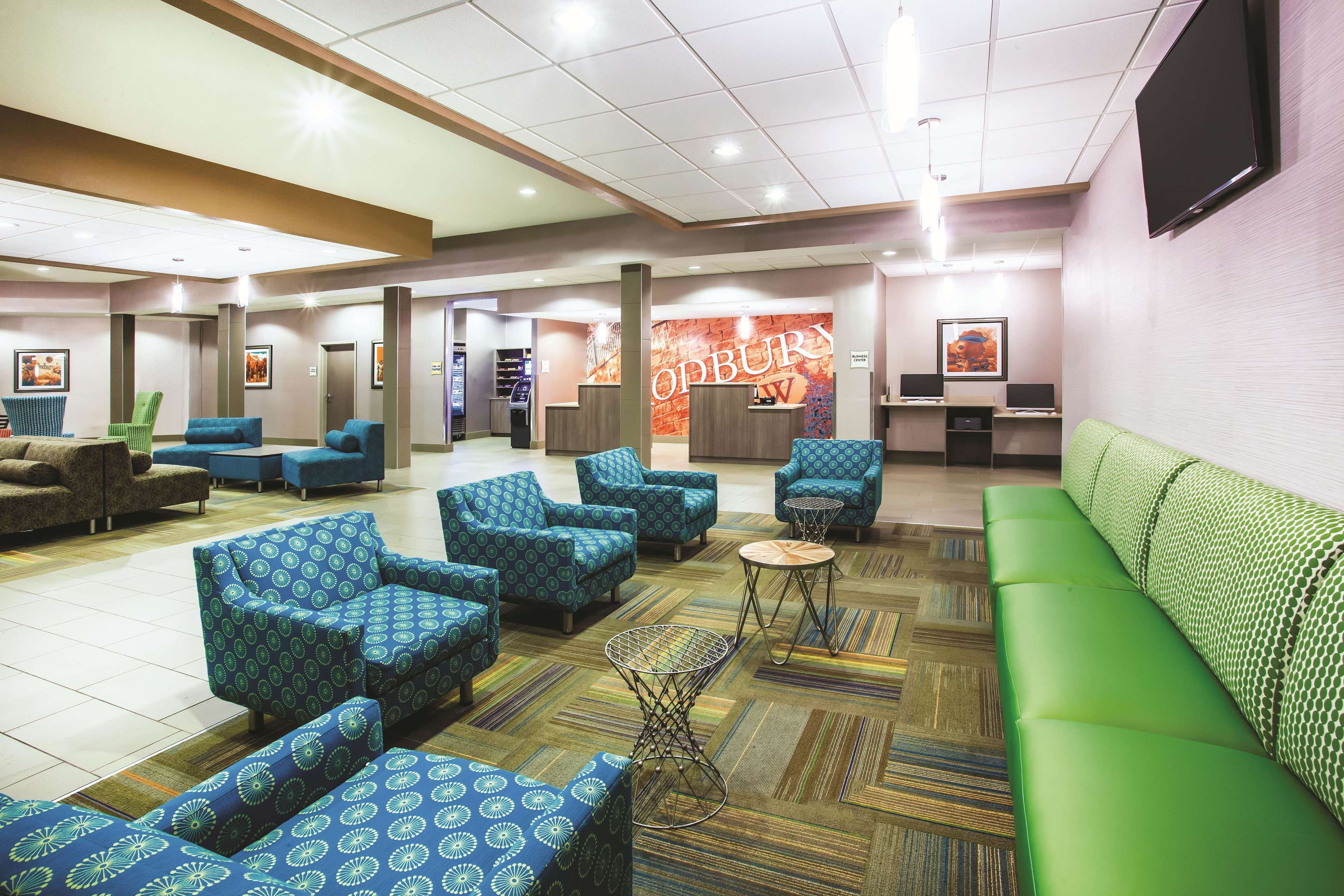 La Quinta Inn & Suites by Wyndham St. Paul - Woodbury