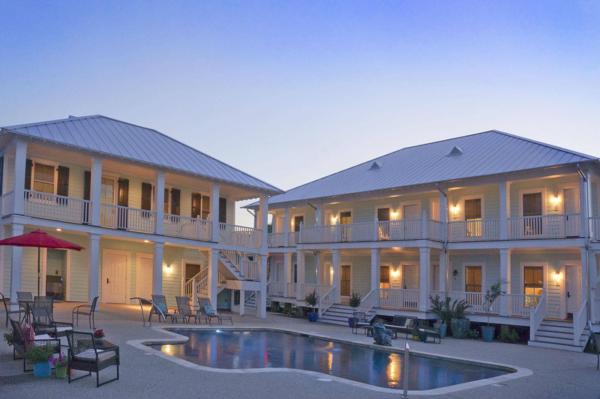 Bay Town Inn