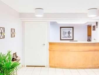 Super 8 by Wyndham Diberville Biloxi Area