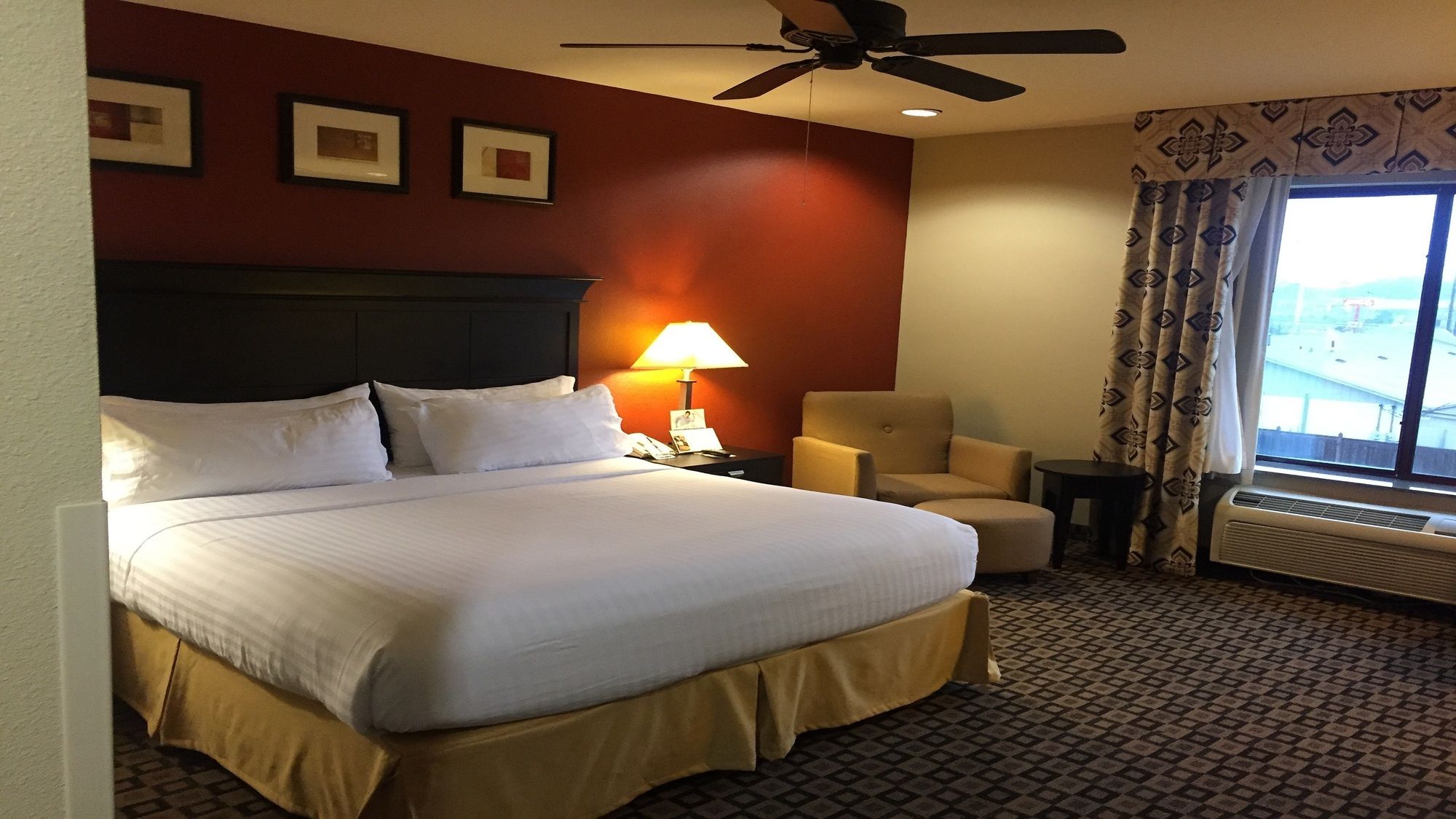 Holiday Inn Express Clinton