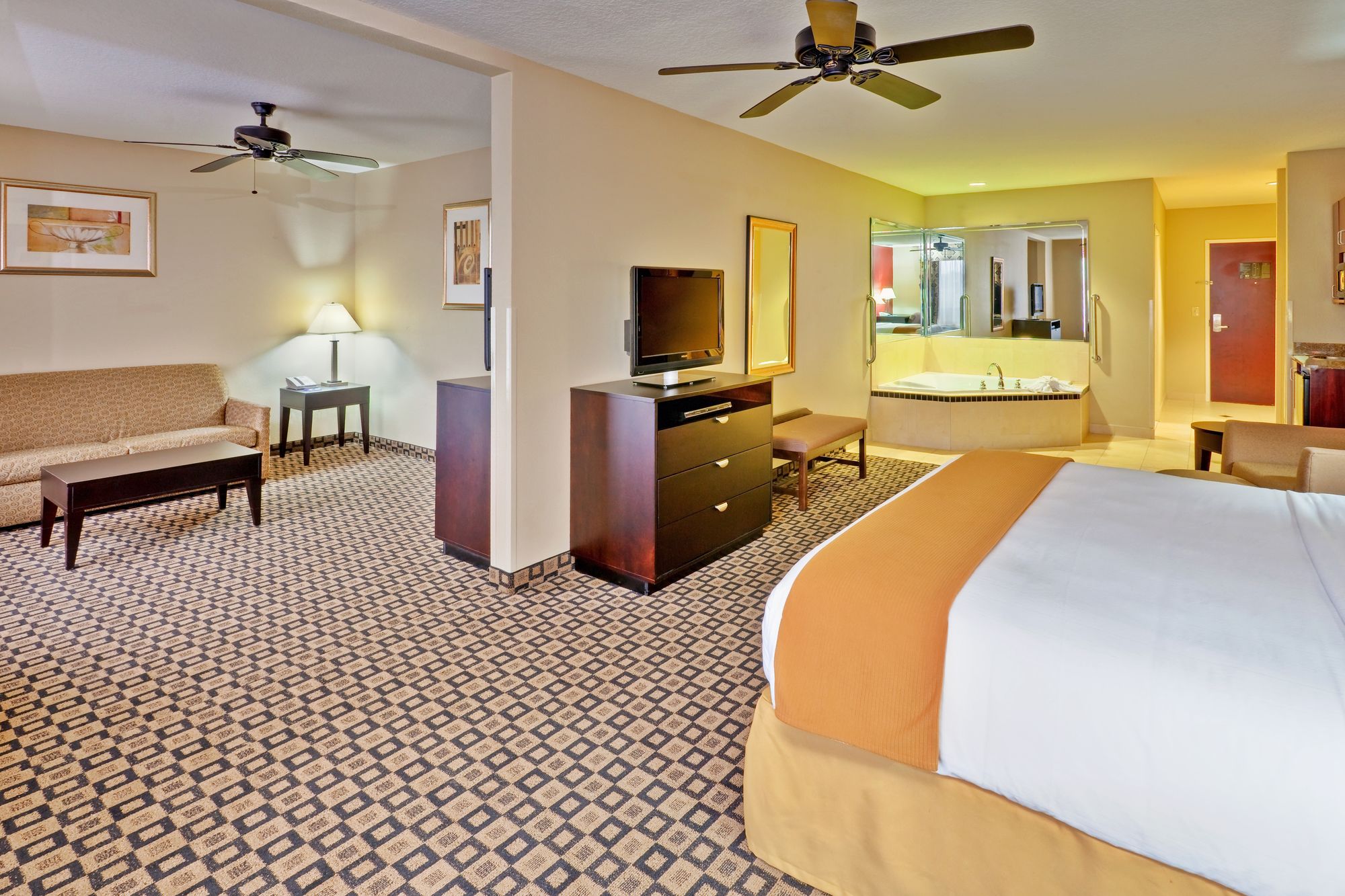 Holiday Inn Express Clinton